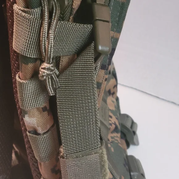 RED ROCK BACKPACK - Picture 9 of 14